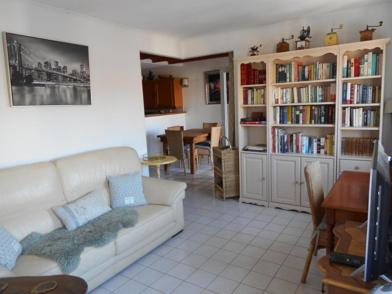 Duplex 300m De La